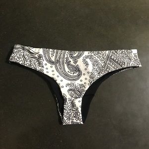 Leila Swimwear Reversible Bikini Bottoms Size S/M